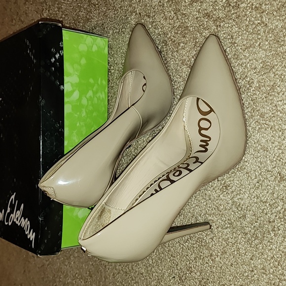 Sam Edelman Danna Nude Patent Heels - Picture 2 of 15